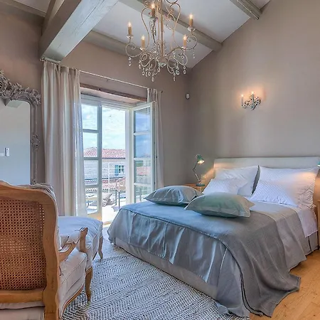 Holiday home Elena Ladici