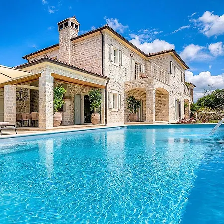 Elena Holiday home *