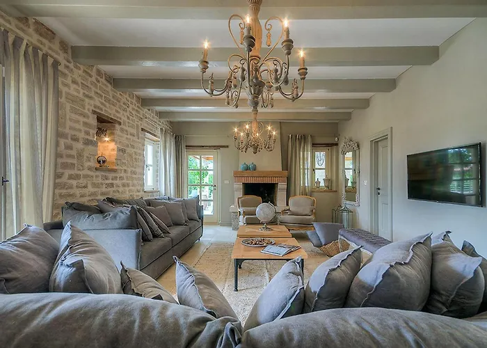 Holiday home Elena Ladici