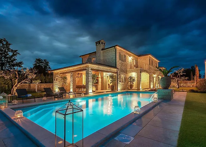 Elena Holiday home Ladici